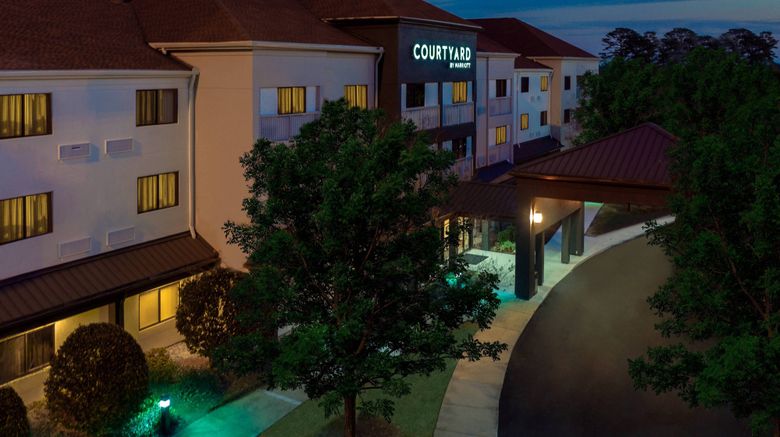 <b>Courtyard Tallahassee North/I-10 Exterior</b>. Images powered by <a href="https://www.leonardoworldwide.com/" title="Leonardo Worldwide" target="_blank">Leonardo</a>.