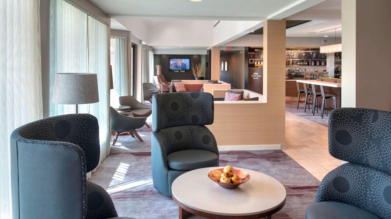 <b>Courtyard Mt. Laurel Cherry Hill Lobby</b>. Images powered by <a href="https://www.leonardoworldwide.com/" title="Leonardo Worldwide" target="_blank">Leonardo</a>.
