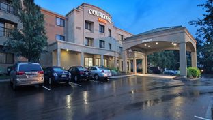 Courtyard by Marriott Providence Warwick