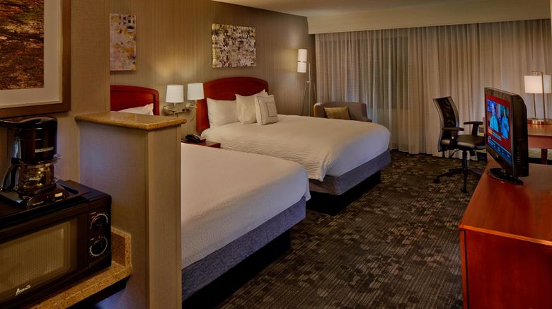 <b>Courtyard by Marriott Providence Warwick Room</b>. Images powered by <a href="https://www.leonardoworldwide.com/" title="Leonardo Worldwide" target="_blank">Leonardo</a>.