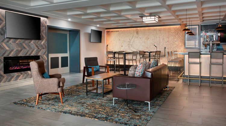 Four Points by Sheraton Philadelphia NE Lobby