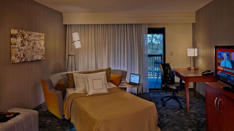 Courtyard by Marriott Providence Warwick Suite