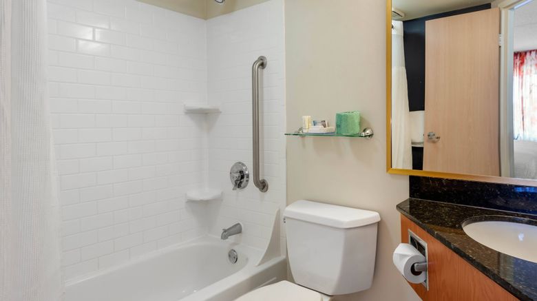 <b>Fairfield Inn Portland Maine Airport Room</b>. Images powered by <a href="https://www.leonardoworldwide.com/" title="Leonardo Worldwide" target="_blank">Leonardo</a>.