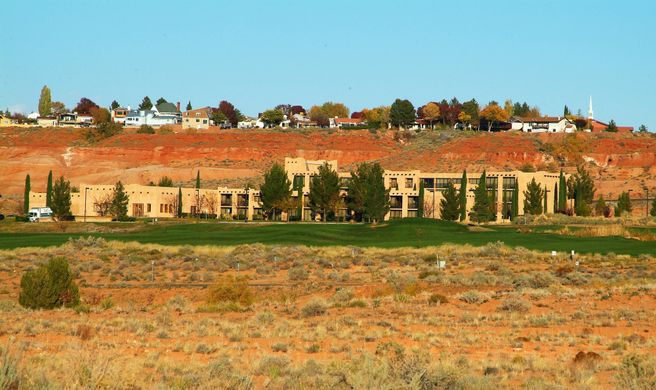 Courtyard Page at Lake Powell Exterior