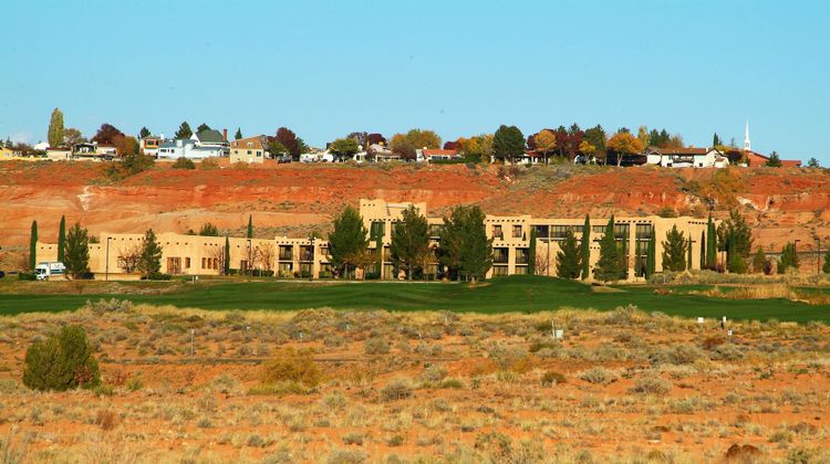 Courtyard Page at Lake Powell Exterior