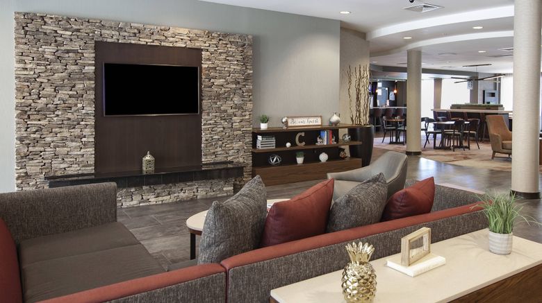 <b>Courtyard Valdosta Lobby</b>. Images powered by <a href="https://www.leonardoworldwide.com/" title="Leonardo Worldwide" target="_blank">Leonardo</a>.