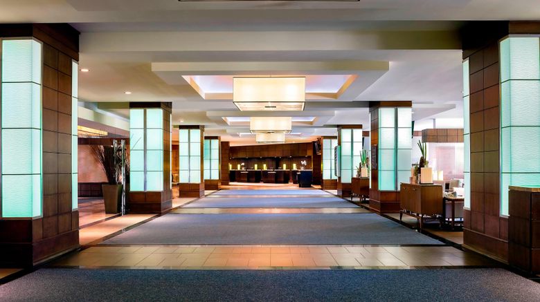 <b>The Westin Harbour Castle, Toronto Lobby</b>. Images powered by <a href="https://www.leonardoworldwide.com/" title="Leonardo Worldwide" target="_blank">Leonardo</a>.