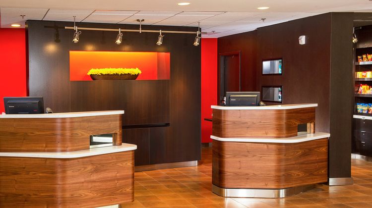 Courtyard by Marriott Manassas Exterior