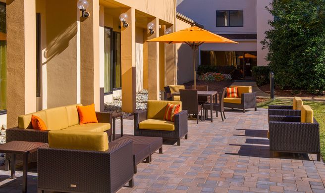 Courtyard by Marriott Manassas Exterior