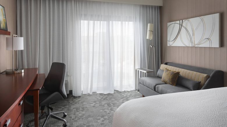 <b>Courtyard by Marriott Philadelphia Devon Room</b>. Images powered by <a href="https://www.leonardoworldwide.com/" title="Leonardo Worldwide" target="_blank">Leonardo</a>.