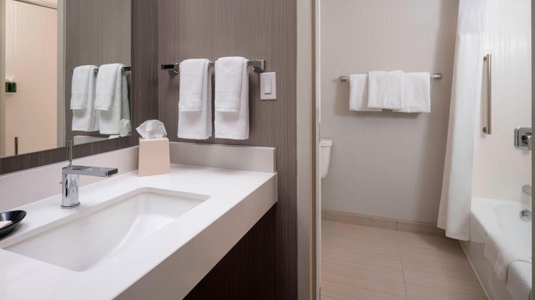 Courtyard by Marriott Phoenix Mesa Room