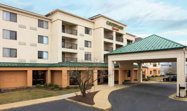 Courtyard Harrisonburg Marriott Exterior