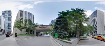 Courtyard by Marriott Toronto Downtown Exterior