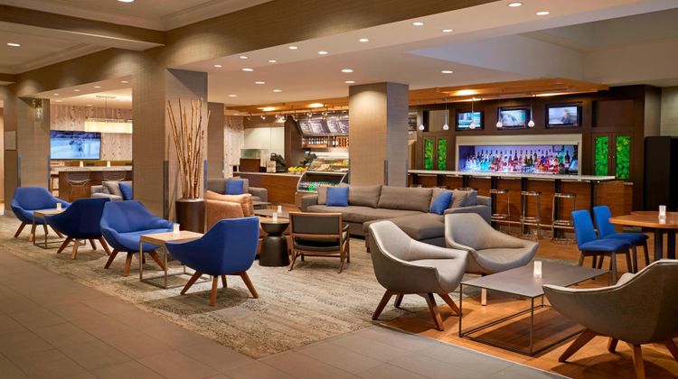 Courtyard by Marriott Toronto Downtown Restaurant