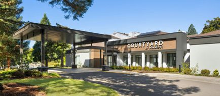 Courtyard by Marriott Portland Beaverton Exterior