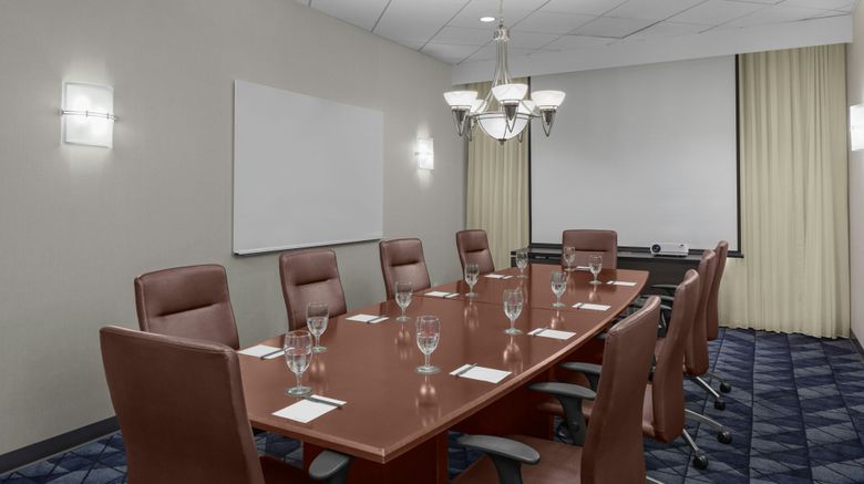 <b>Courtyard Tampa Oldsmar Meeting</b>. Images powered by <a href="https://www.leonardoworldwide.com/" title="Leonardo Worldwide" target="_blank">Leonardo</a>.