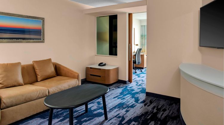 Fairfield Inn & Suites VB Oceanfront Room