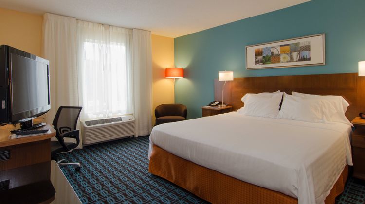 Fairfield Inn Hartsville Room