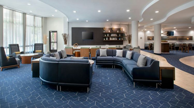 Courtyard By Marriott Ewing Princeton Lobby