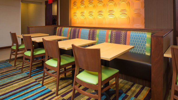 Fairfield Inn by Marriott Middleboro Restaurant