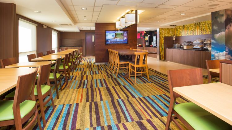 Fairfield Inn by Marriott Middleboro Restaurant