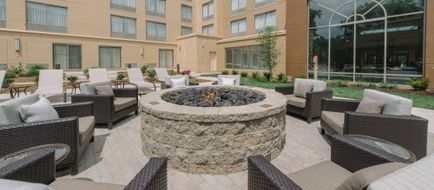 Courtyard by Marriott Nashua Exterior