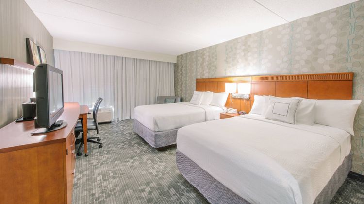 Courtyard by Marriott Nashua Room