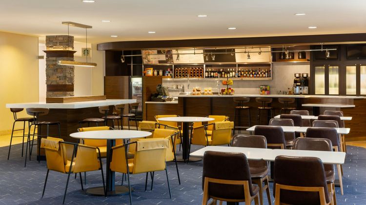 Courtyard by Marriott Madison West Restaurant
