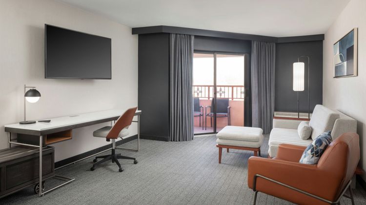 Courtyard Farmington Room