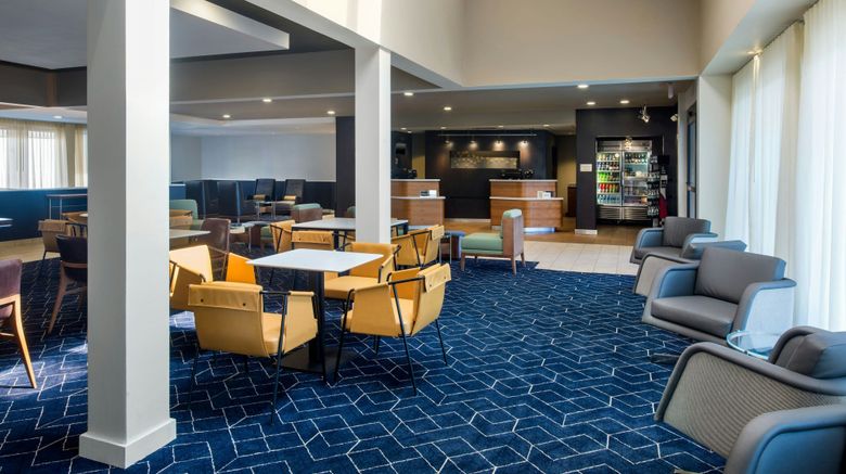 <b>Courtyard by Marriott Phoenix North Lobby</b>. Images powered by <a href="https://www.leonardoworldwide.com/" title="Leonardo Worldwide" target="_blank">Leonardo</a>.