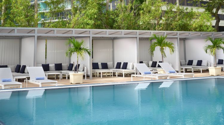 Courtyard Miami Coconut Grove Pool