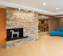 Fairfield Inn by Marriott Lobby