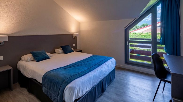 <b>Le Clos du Lac Room</b>. Images powered by <a href="https://www.leonardoworldwide.com/" title="Leonardo Worldwide" target="_blank">Leonardo</a>.