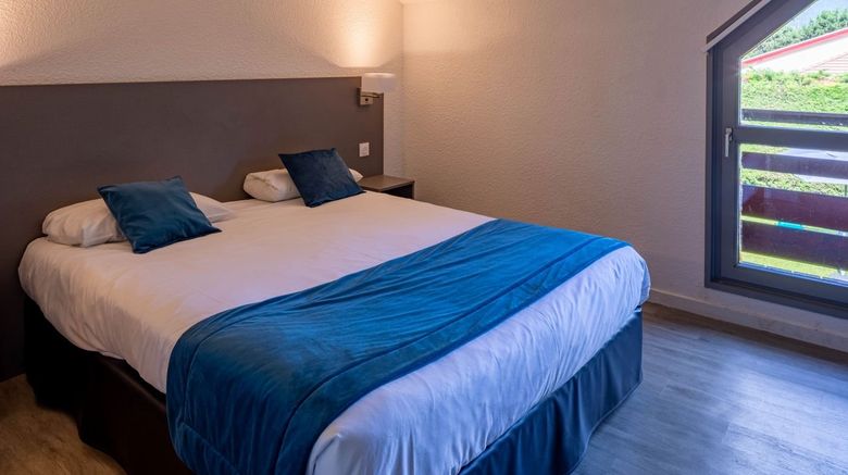 <b>Le Clos du Lac Room</b>. Images powered by <a href="https://www.leonardoworldwide.com/" title="Leonardo Worldwide" target="_blank">Leonardo</a>.