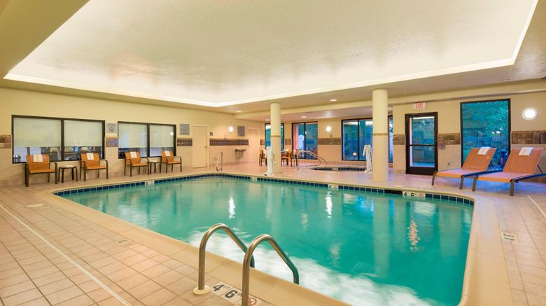 <b>Courtyard Traverse City Pool</b>. Images powered by <a href="https://www.leonardoworldwide.com/" title="Leonardo Worldwide" target="_blank">Leonardo</a>.