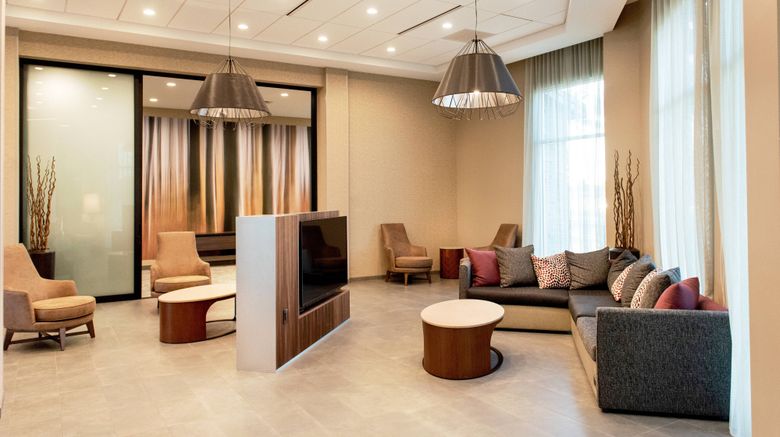 <b>Courtyard Mesa at Wrigleyville West Lobby</b>. Images powered by <a href="https://www.leonardoworldwide.com/" title="Leonardo Worldwide" target="_blank">Leonardo</a>.