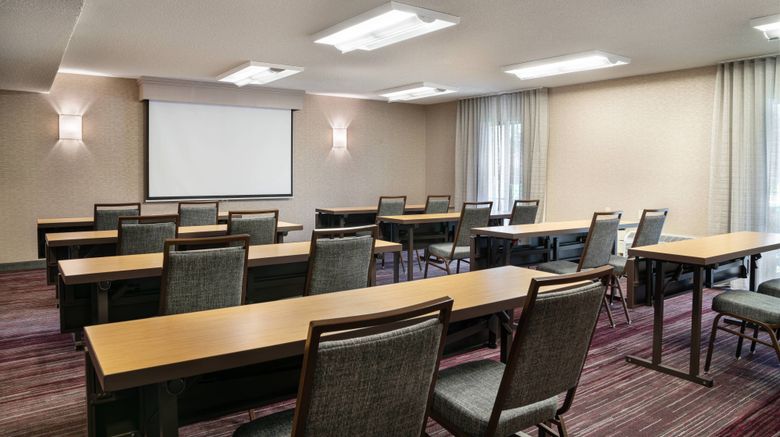 <b>Courtyard by Marriott Pleasanton Meeting</b>. Images powered by <a href="https://www.leonardoworldwide.com/" title="Leonardo Worldwide" target="_blank">Leonardo</a>.