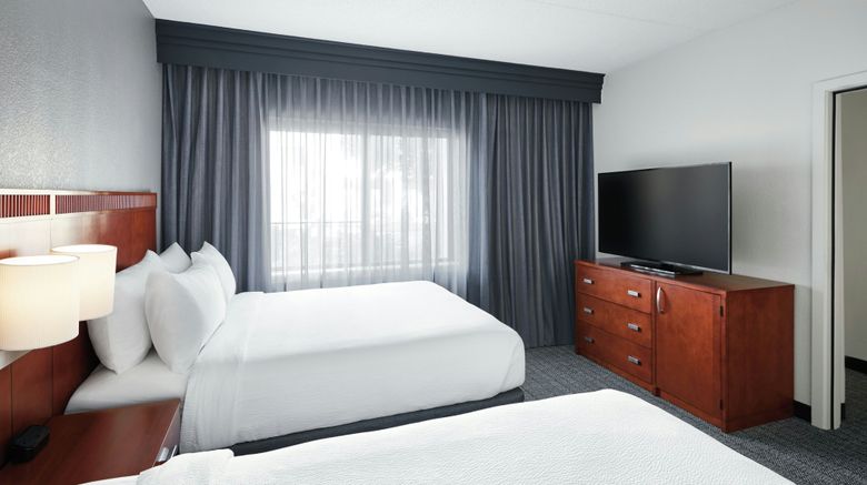 <b>Courtyard St. Louis Westport Plaza Suite</b>. Images powered by <a href="https://www.leonardoworldwide.com/" title="Leonardo Worldwide" target="_blank">Leonardo</a>.