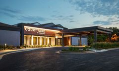 Courtyard St. Louis Westport Plaza