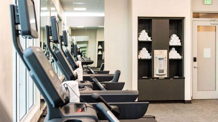 Courtyard Mesa at Wrigleyville West Health Club