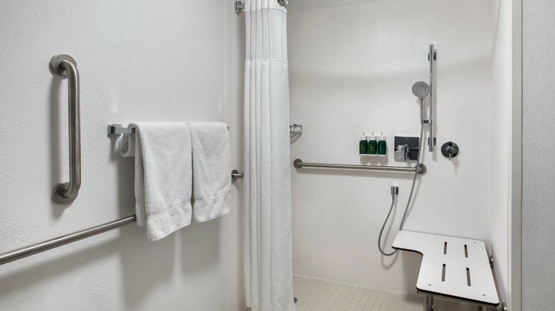 <b>Courtyard by Marriott Rockville Room</b>. Images powered by <a href="https://www.leonardoworldwide.com/" title="Leonardo Worldwide" target="_blank">Leonardo</a>.