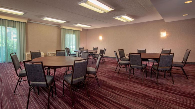 <b>Courtyard by Marriott Rockville Meeting</b>. Images powered by <a href="https://www.leonardoworldwide.com/" title="Leonardo Worldwide" target="_blank">Leonardo</a>.
