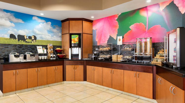 Fairfield Inn & Suites Toledo Maumee Restaurant