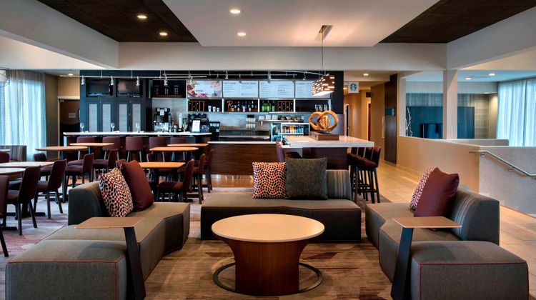 Courtyard by Marriott Poughkeepsie Lobby