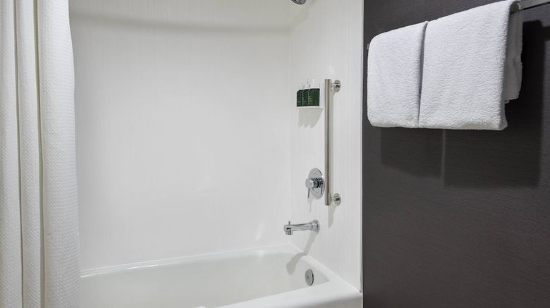<b>Courtyard by Marriott Poughkeepsie Room</b>. Images powered by <a href="https://www.leonardoworldwide.com/" title="Leonardo Worldwide" target="_blank">Leonardo</a>.