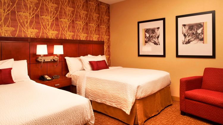 Courtyard Toledo Airport Holland Room