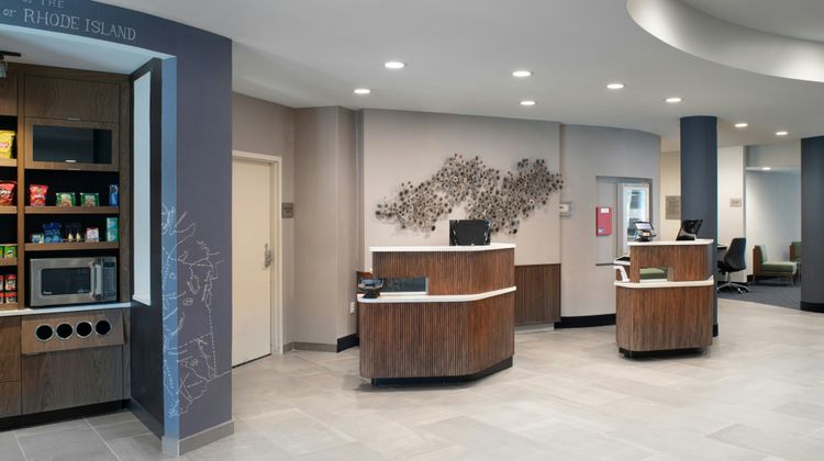 Courtyard Providence Lincoln Lobby