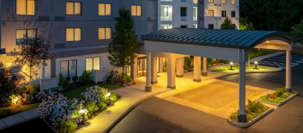 Courtyard Providence Lincoln Exterior