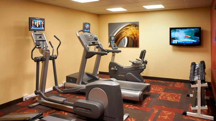 Courtyard Toledo Airport Holland Health Club
