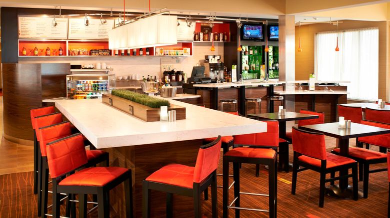 <b>Courtyard Toledo Airport Holland Restaurant</b>. Images powered by <a href="https://www.leonardoworldwide.com/" title="Leonardo Worldwide" target="_blank">Leonardo</a>.